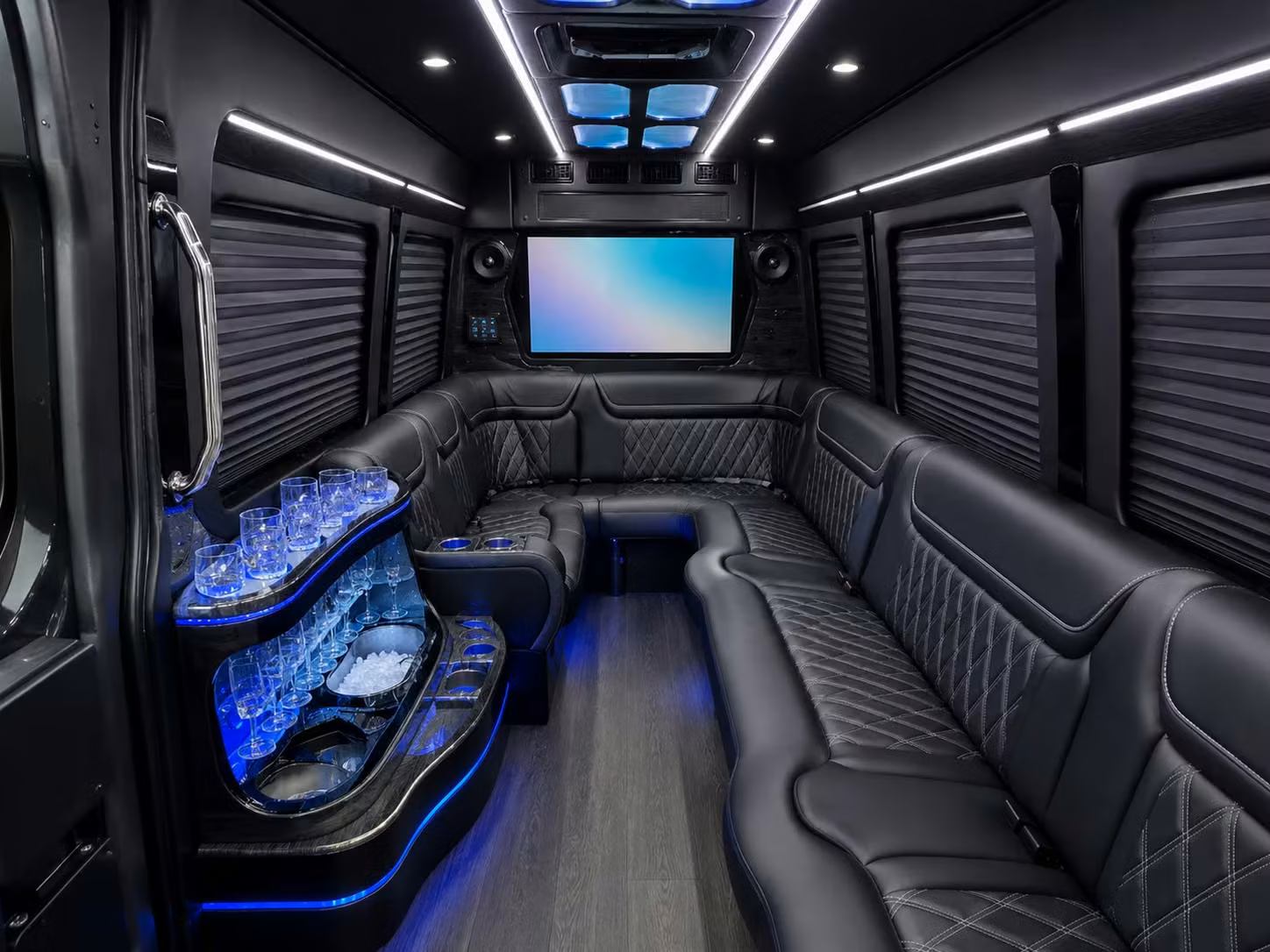 your school field trip and group event shuttle starts here